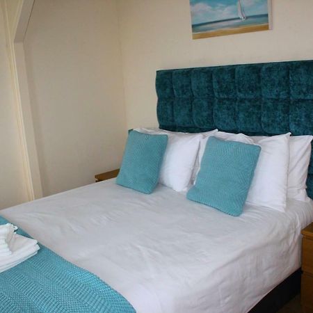 Argyle Lodge Rush Екстериор снимка