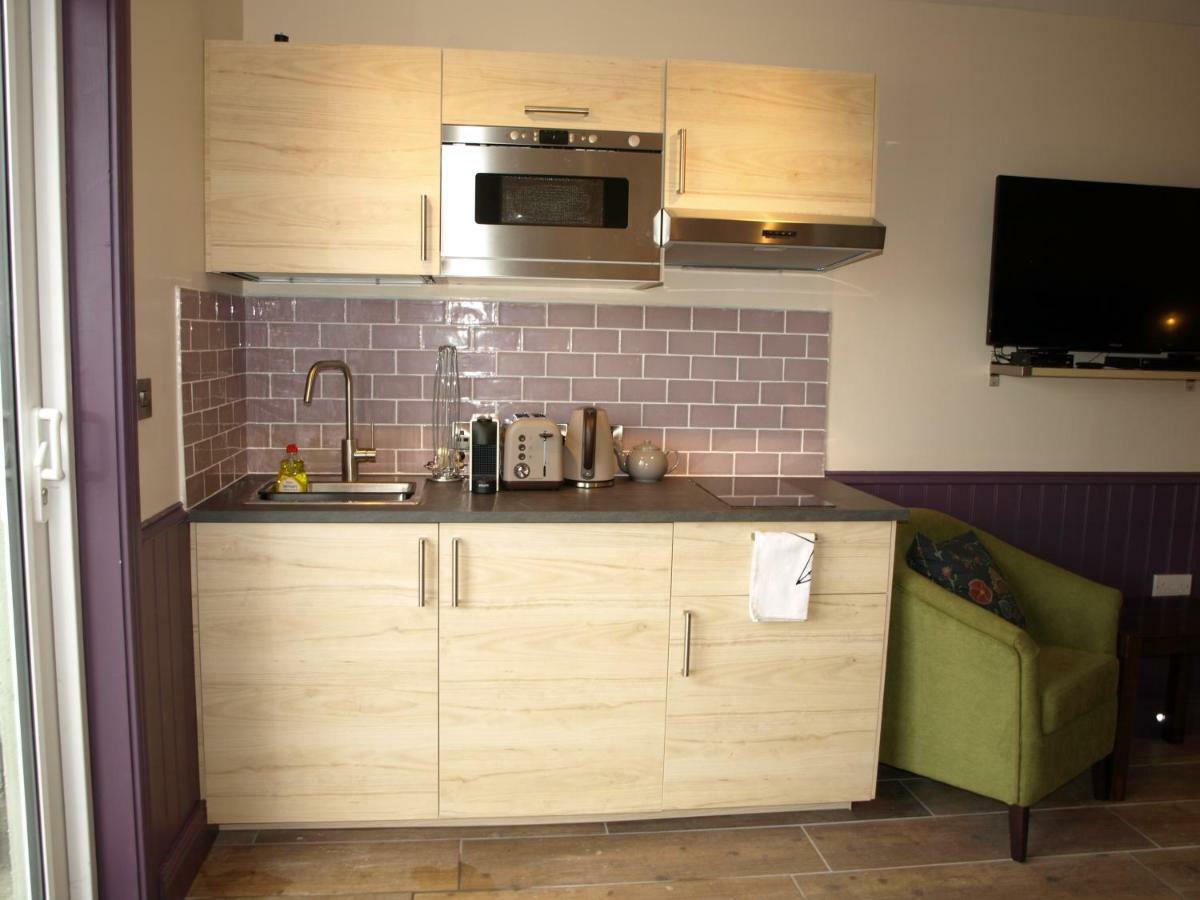 Argyle Lodge Rush Екстериор снимка