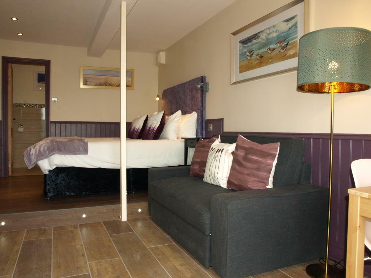 Argyle Lodge Rush Екстериор снимка